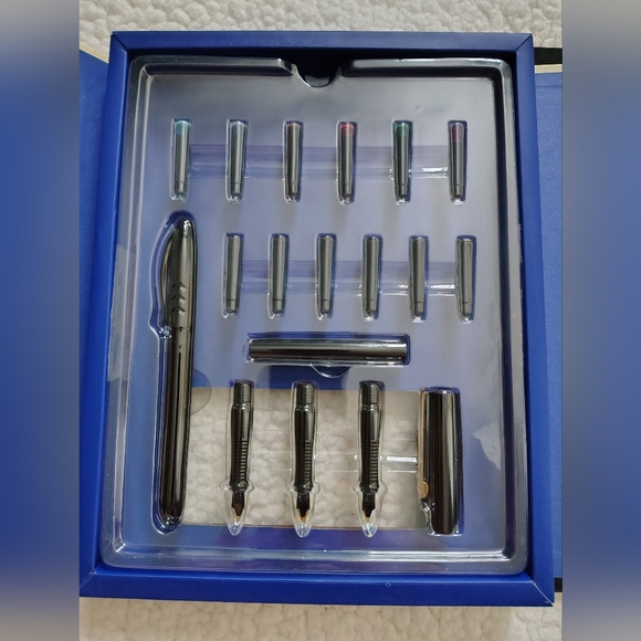 *NWT* Calligraphy Set - Picture 3 of 14